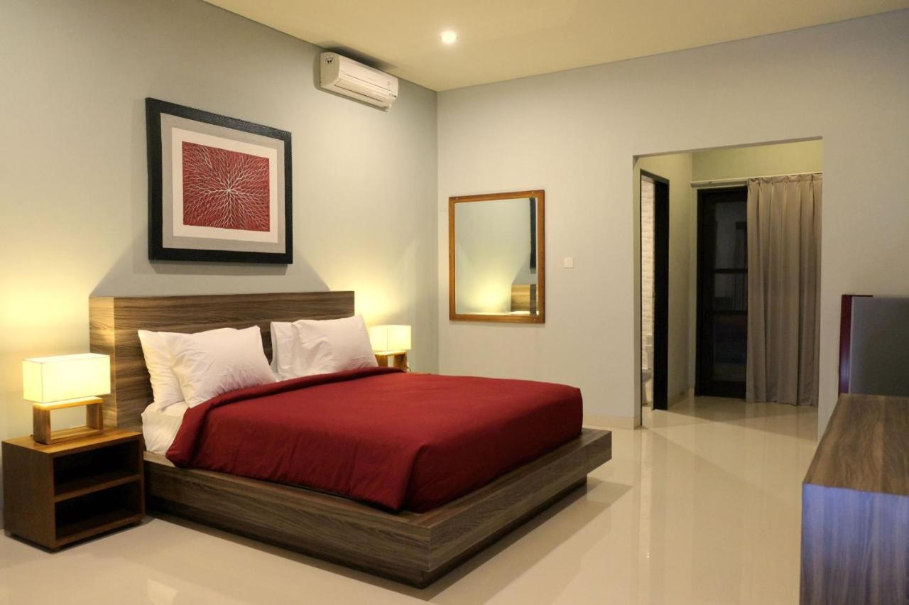 Hotel The New Moon Seminyak Zewnętrze zdjęcie