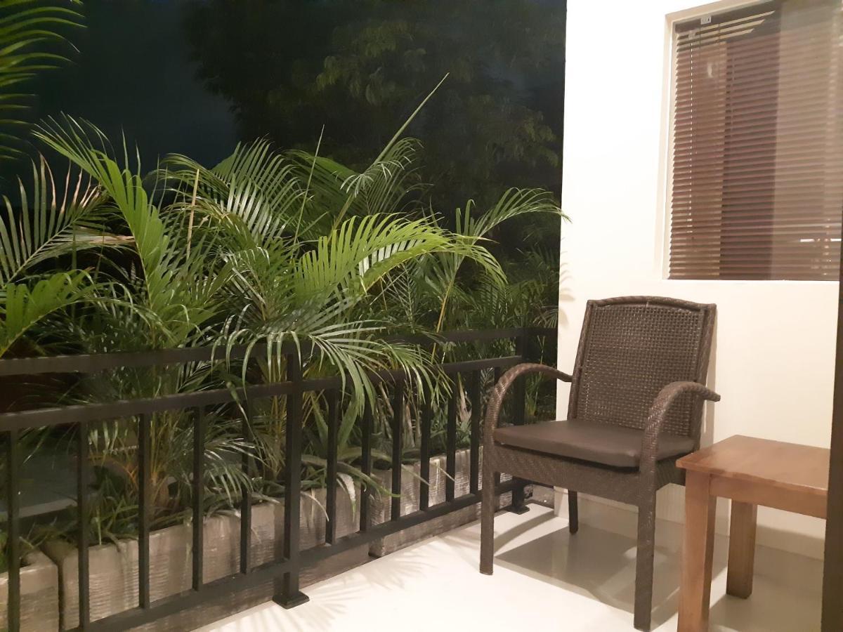 Hotel The New Moon Seminyak Zewnętrze zdjęcie