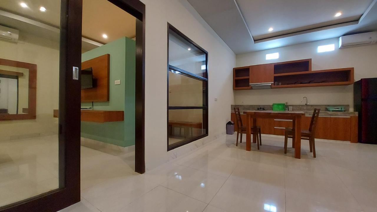 Hotel The New Moon Seminyak Zewnętrze zdjęcie