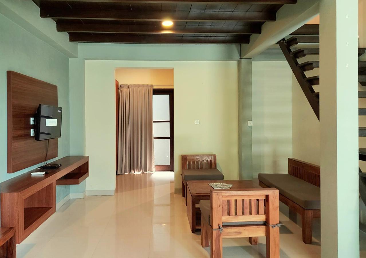 Hotel The New Moon Seminyak Zewnętrze zdjęcie