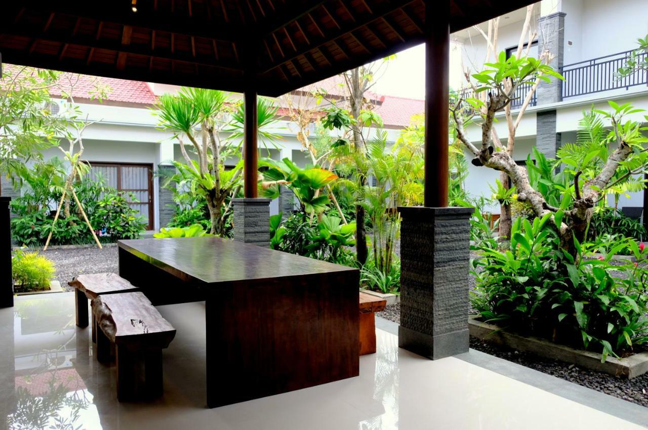 Hotel The New Moon Seminyak Zewnętrze zdjęcie
