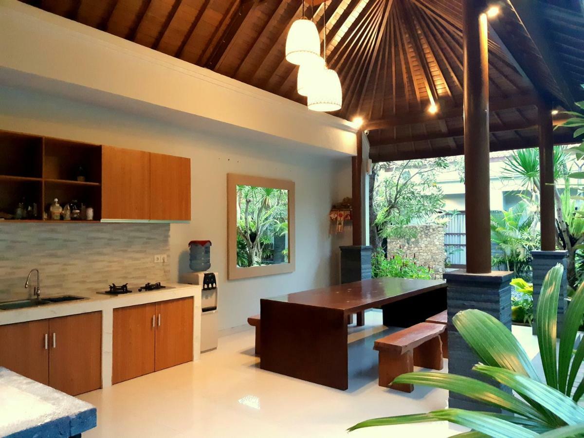 Hotel The New Moon Seminyak Zewnętrze zdjęcie